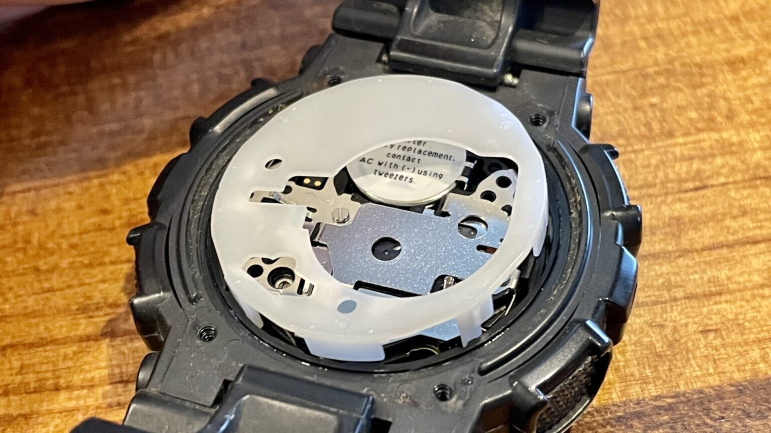 カシオ 腕時計 電池交換 自分で CASIO カシオ G-SHOCK GA-110の