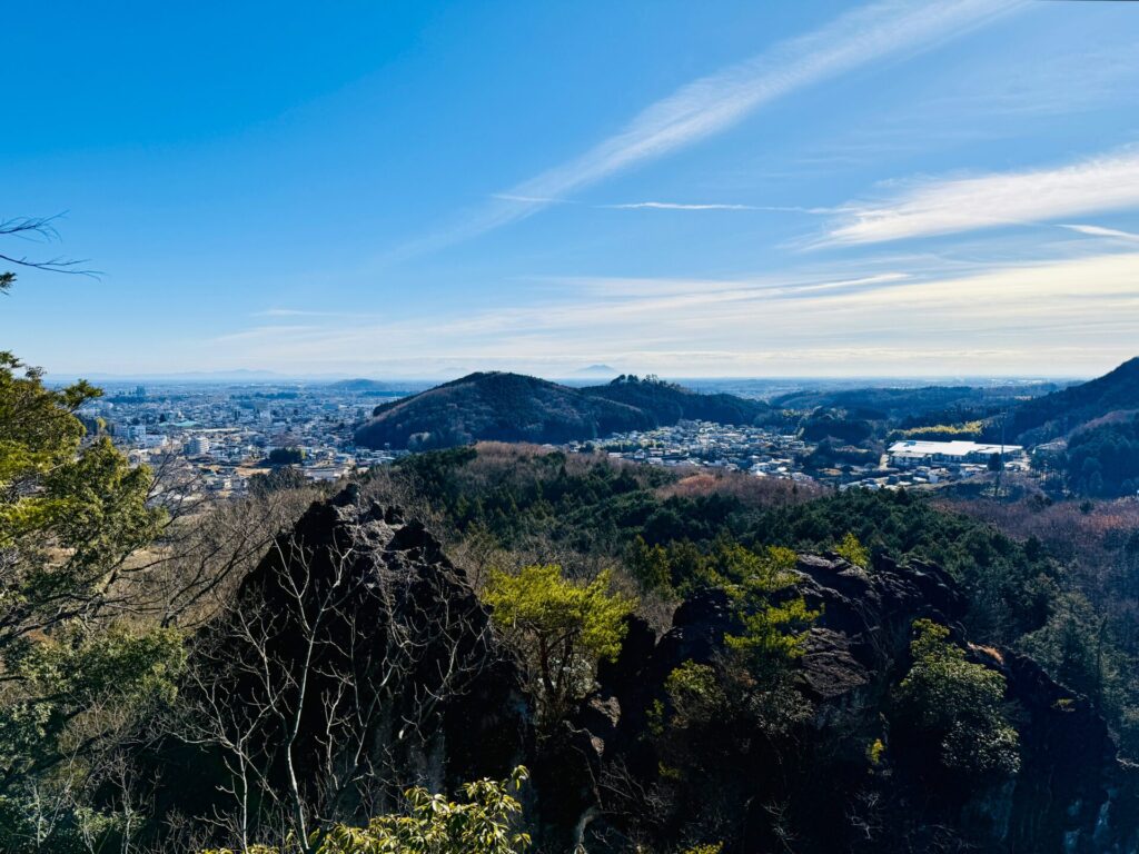 鹿沼の岩山の登山コース