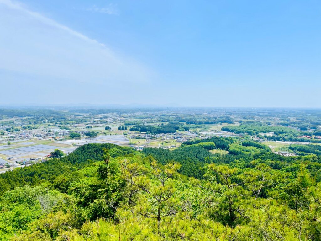 男抱山の山頂の景色