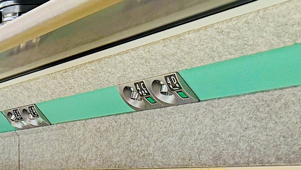 KTXの乗り方と車内の様子