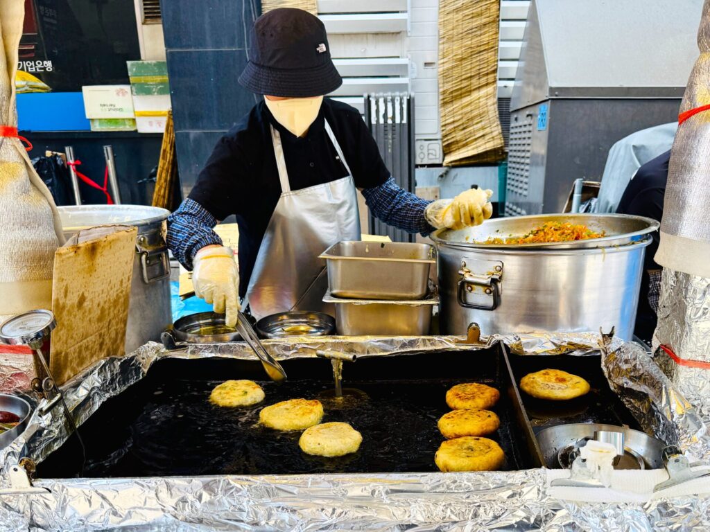 南大門市場のホットク屋台