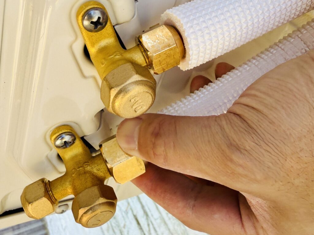 エアコン diy 取り付け