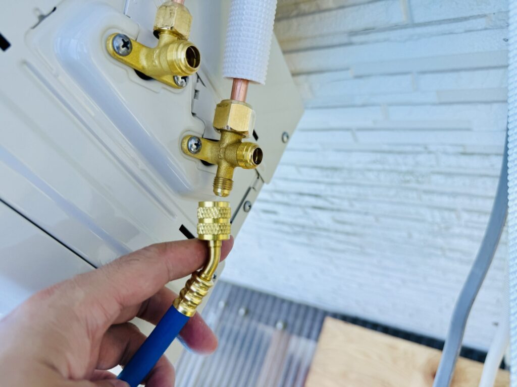 エアコン diy 取り付け