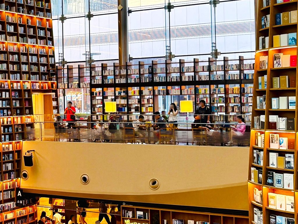 ピョルマダン図書館 行き方