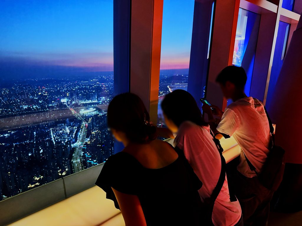 ソウルスカイから見るソウルの夜景